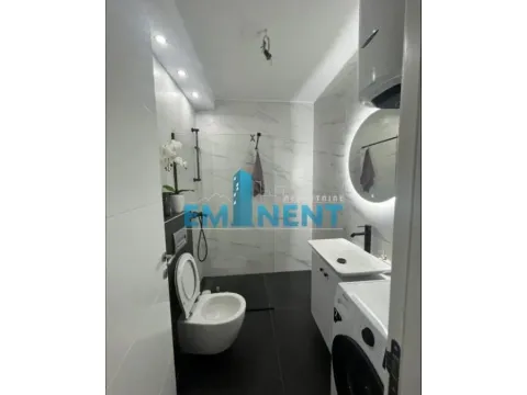 Rent, apartment, 55m², Južni Bulevar, Vračar Sve Podlokacije - image 10