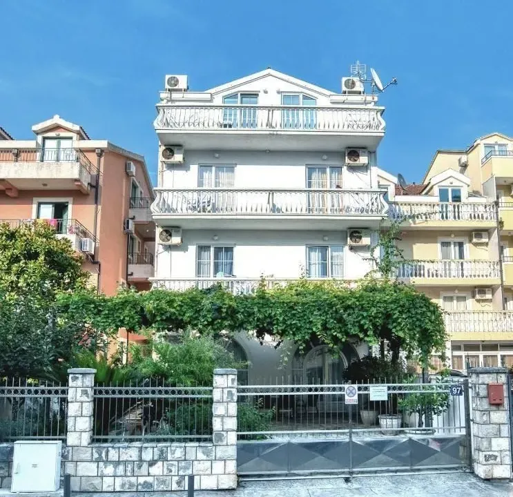 Sale, office space, 487m², Budva, Crna Gora