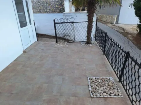 Sale, house, 65m², Kruče, Ulcinj - image 2