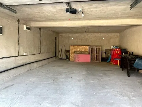 Prodaja, kuća, 200m², Krimovica, Kotor - image 15