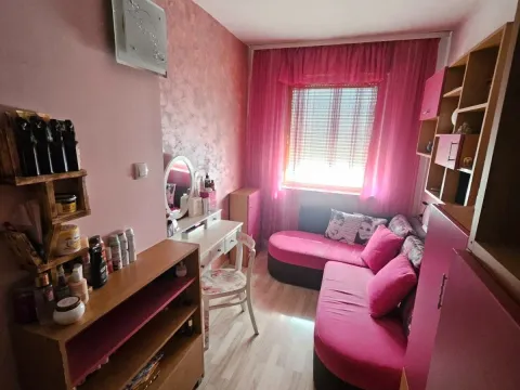 Sale, two bedroom apartment, 65m², Stari Aerodrom, Podgorica - image 10