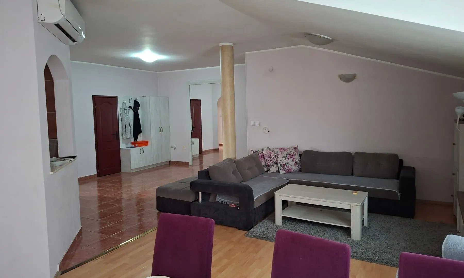 Rent, office space, 90m², Pobrežje, Podgorica