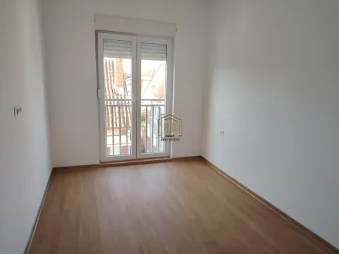 Rent, two bedroom apartment, 60m², Zelenika, Podgorica - image 5