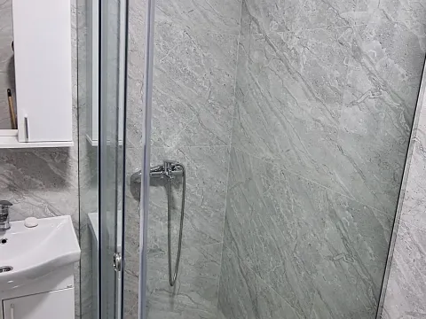 Izdavanje, kuća, 70m², Radanovići, Kotor - image 15