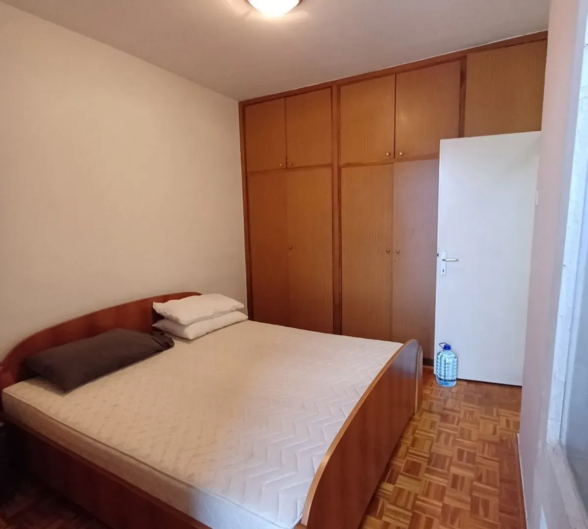 Izdavanje, dvosoban stan, 90m², Preko Morače, Podgorica