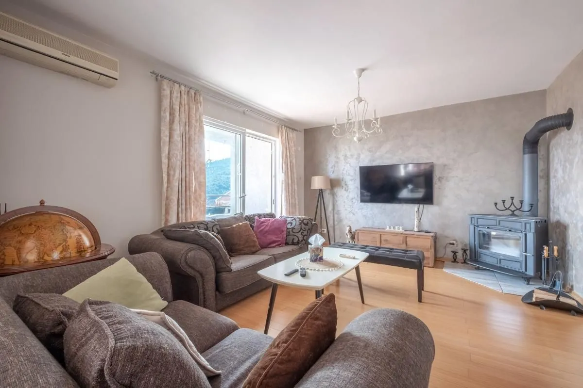 Prodaja, dvosoban stan, 76m², Budva, Crna Gora