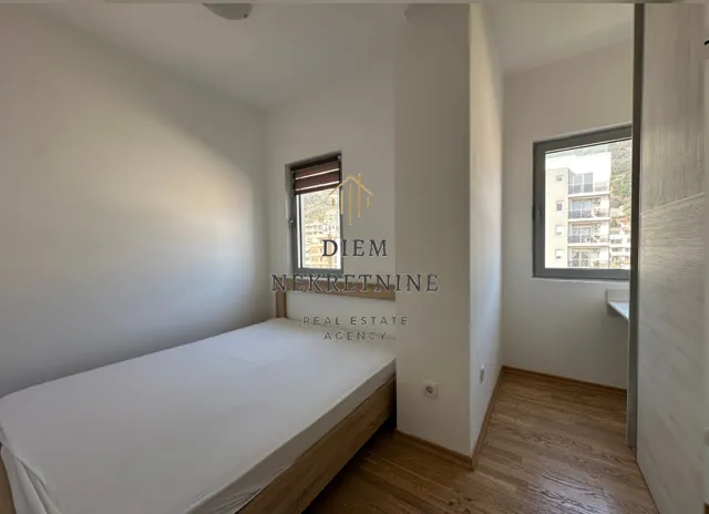 Rent, one bedroom apartment, 40m², Centar, Budva