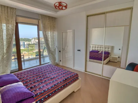 Sale, four bedroom apartment, 199m², Bečići, Budva - image 11