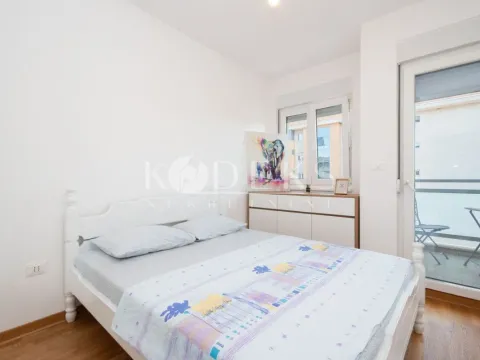 Izdavanje, jednosoban stan, 42m², City Kej, Podgorica - image 7