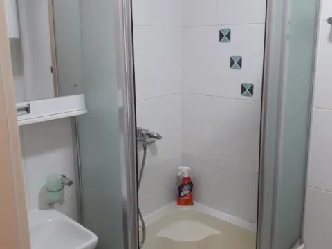 Izdavanje, jednosoban stan, 41m², Grbavica, Novi Sad Sve Podlokacije - image 8