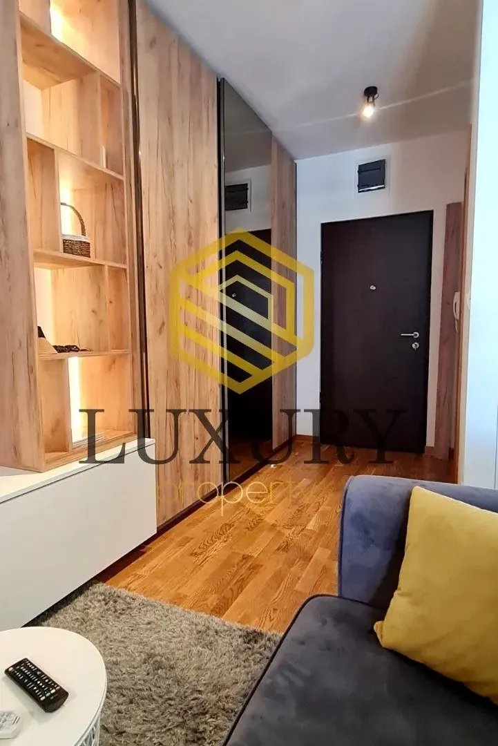 Izdavanje, garsonjera, 33m², City Kvart, Podgorica