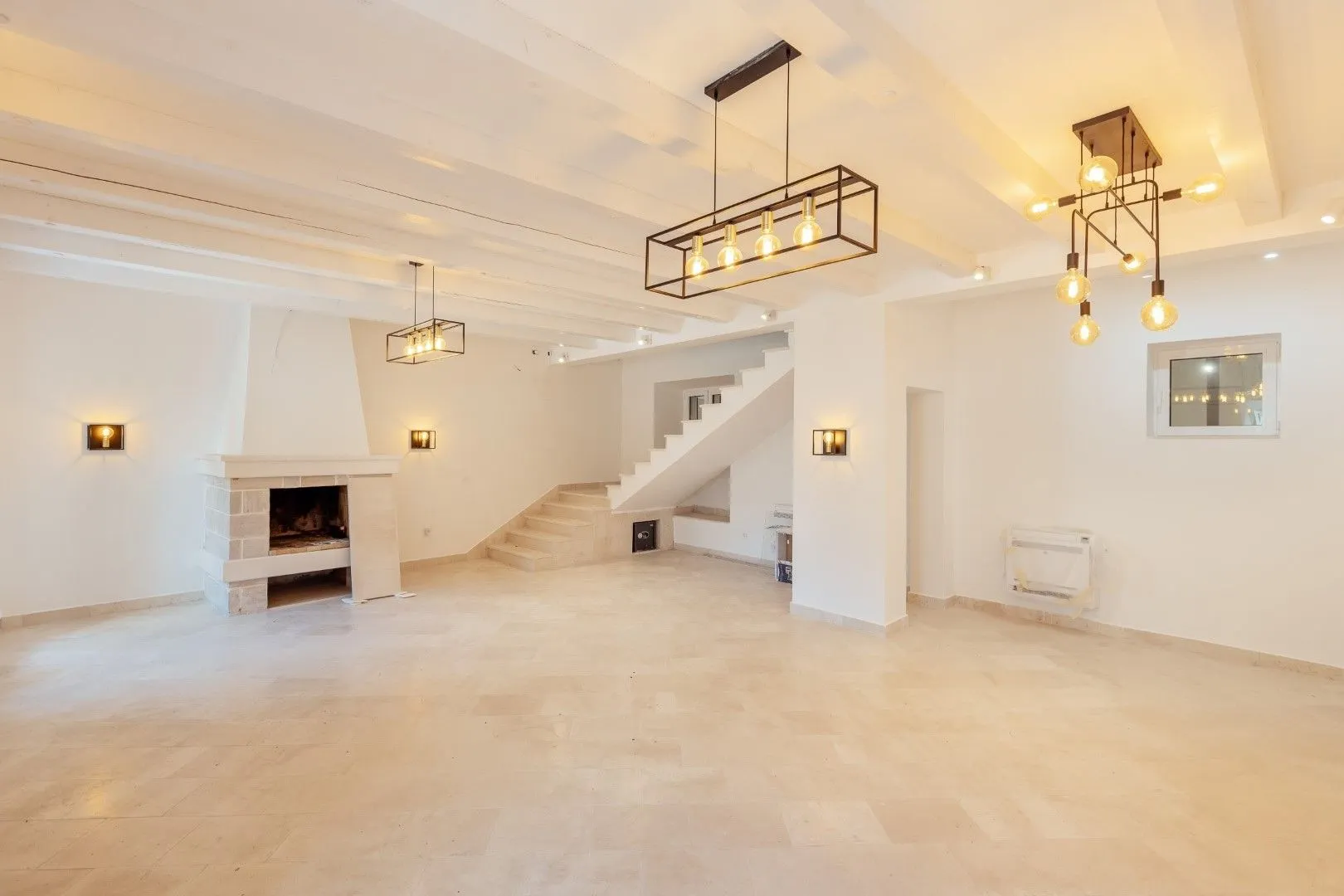 Sale, house, 380m², Ljuta, Kotor
