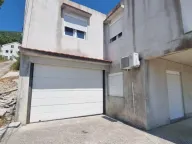 Izdavanje, dvosoban stan, 80m², Kavač, Kotor - image 3