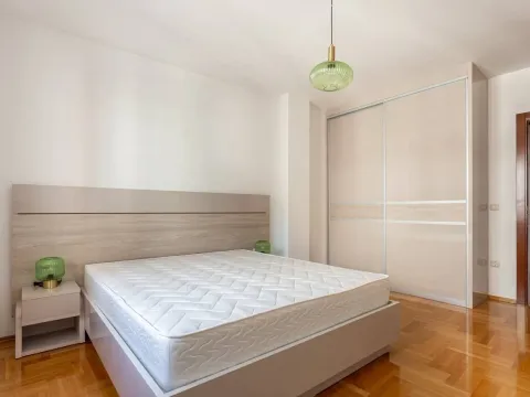 Prodaja, dvosoban stan, 95m², Bečići, Budva - image 3