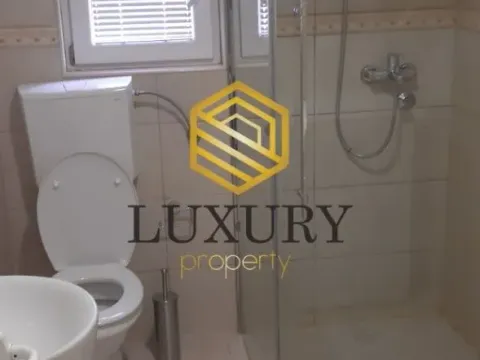 Izdavanje, jednosoban stan, 45m², Zlatica, Podgorica - image 4