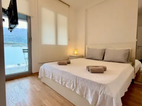 Izdavanje, dvosoban stan, 70m², Centar, Budva - image 5