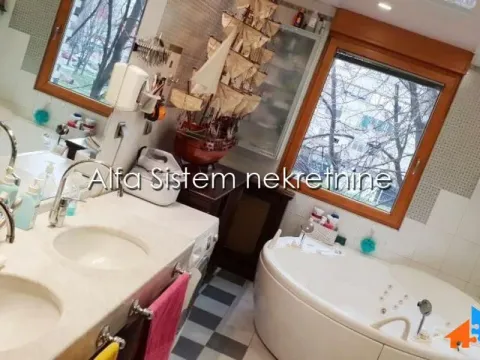 Rent, apartment, 200m², Novi Beograd Blok 1 Fontana, Novi Beograd Sve Podlokacije - image 15