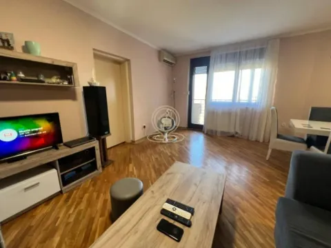 Prodaja, trosoban stan, 71m², Salajka, Novi Sad Sve Podlokacije - image 2