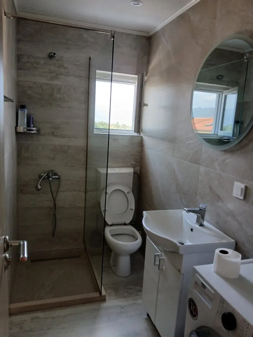 Rent, one bedroom apartment, 36m², Radanovići, Kotor