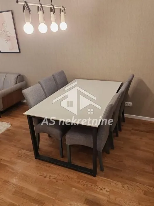 Rent, three bedroom apartment, 77m², Crveni Krst, Beograd