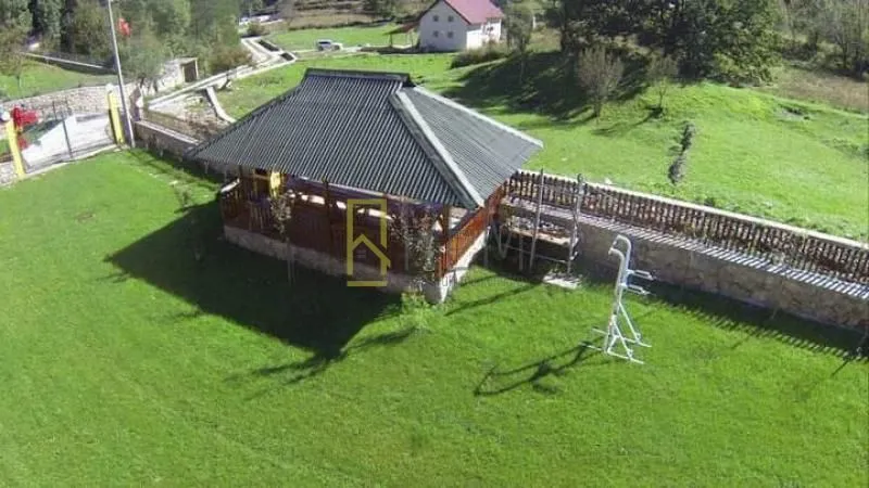 Prodaja, kuća, 420m², Cetinje, Crna Gora