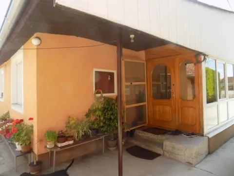 Sale, house, 105m², Ćuprija, Srbija - image 4