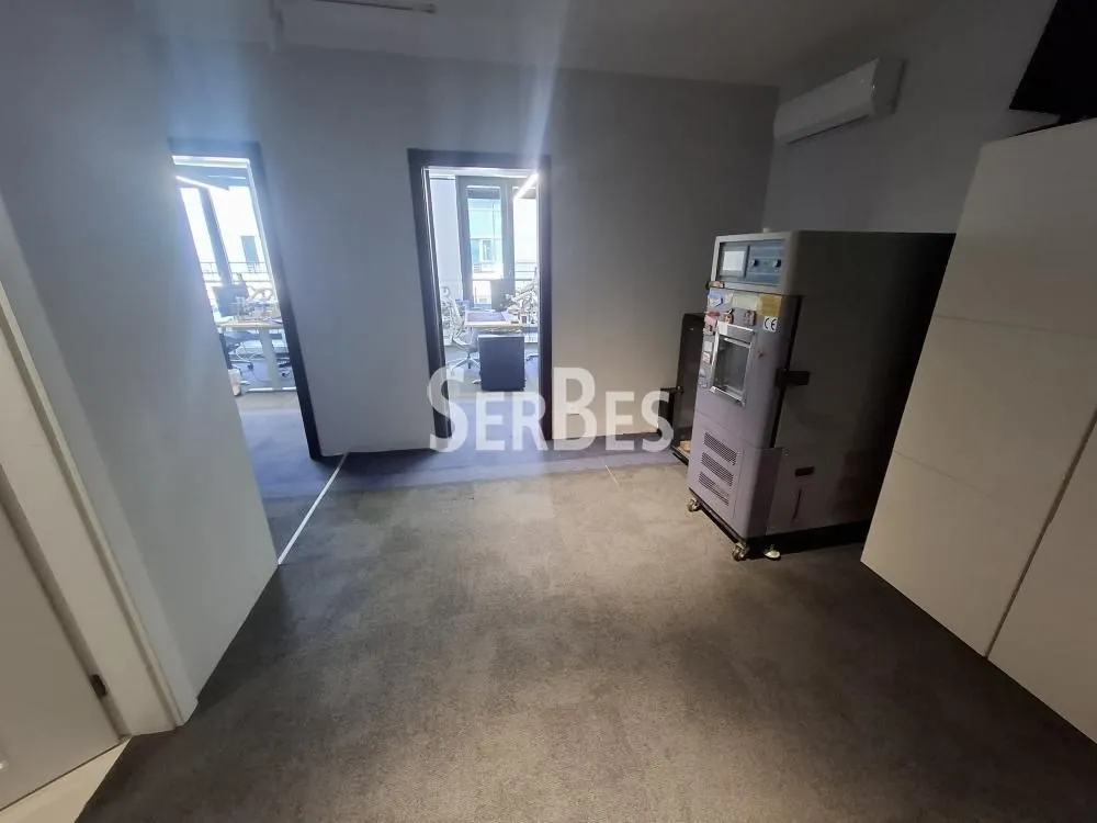 Rent, office space, 153m², Bulevar Oslobodjenja, Novi Sad Sve Podlokacije
