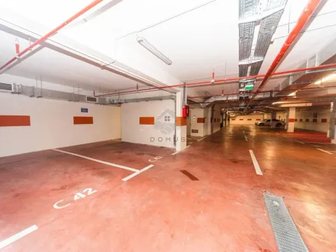 Izdavanje, trosoban stan, 108m², Podgorica, Crna Gora - image 16