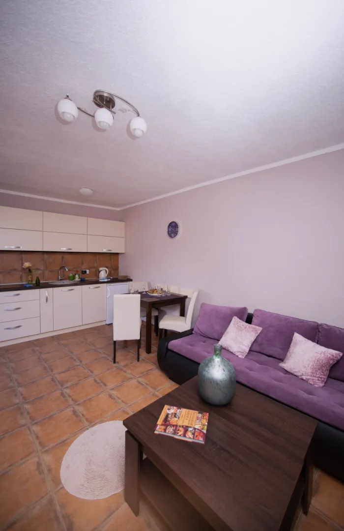 Sale, house, 300m², Krimovica, Kotor