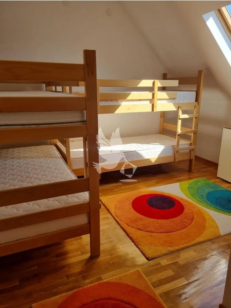 Prodaja, četvorosoban stan, 90m², Centar, Zlatibor