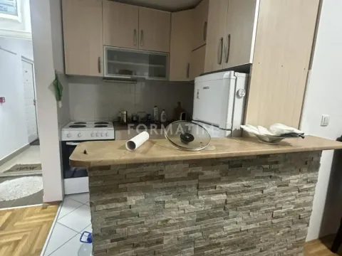 Rent, three bedroom apartment, 60m², Uciteljsko Naselje, Zvezdara Sve Podlokacije - image 9