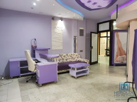 Sale, office space, 58m², Centar, Jagodina - image 19