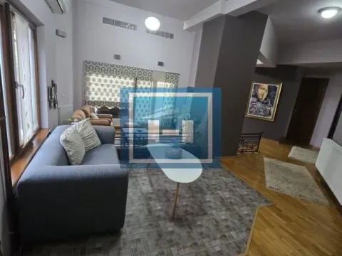 Sale, house, 370m², Vranje, Srbija - image 8