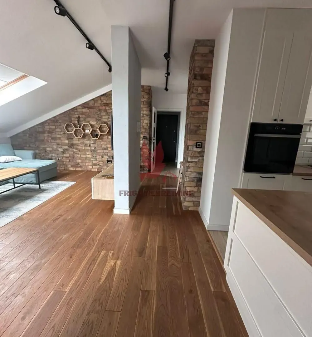 Prodaja, četvorosoban stan, 78m², Mladenovac, Beograd