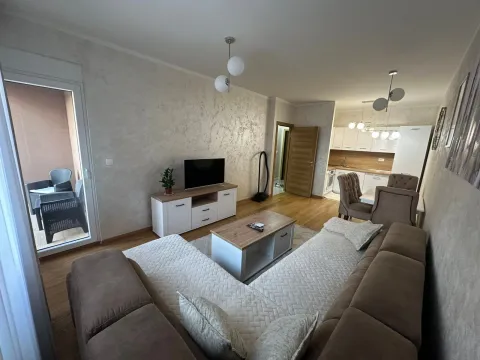 Rent, one bedroom apartment, 45m², New City, Podgorica - image 13