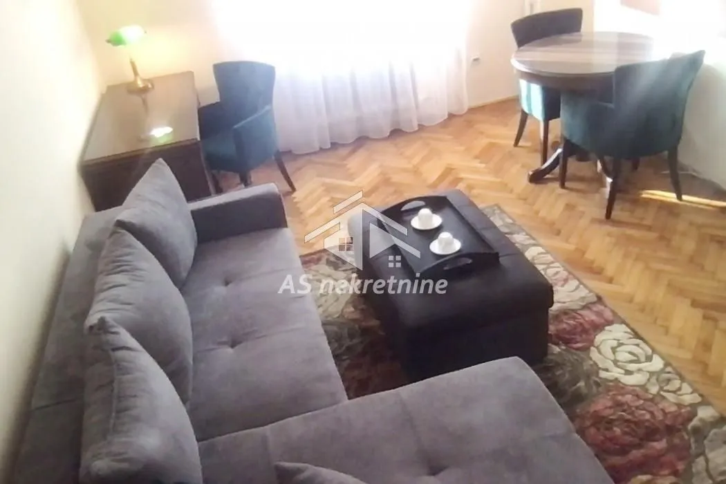 Rent, two bedroom apartment, 40m², Stari Grad, Beograd