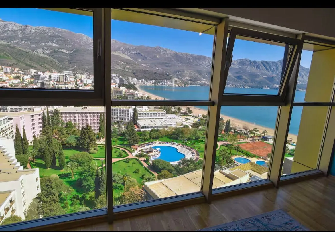 Rent, two bedroom apartment, 94m², Zavala, Budva