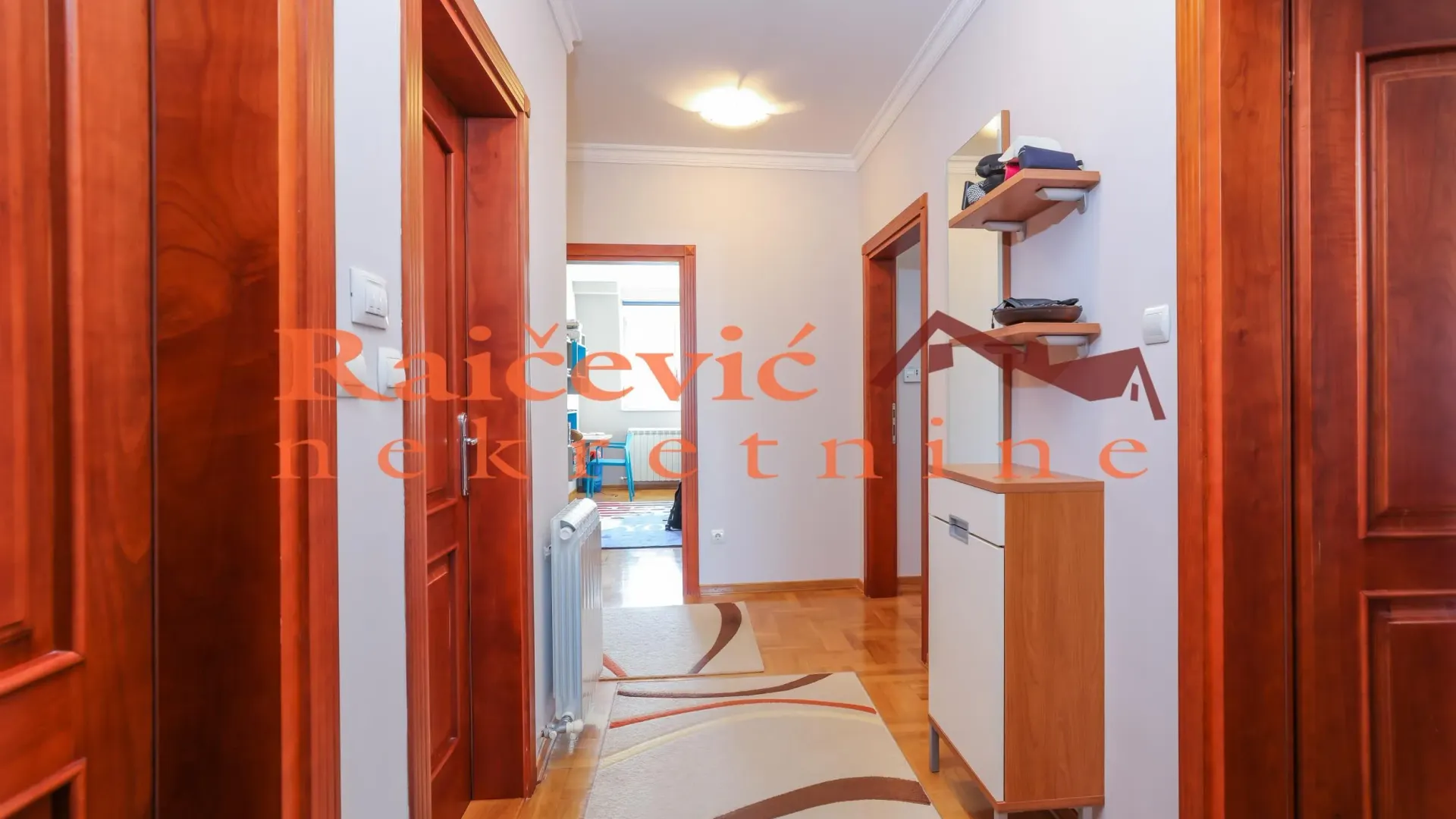 Prodaja, četvorosoban stan, 86m², Voždovac, Voždovac Sve Podlokacije