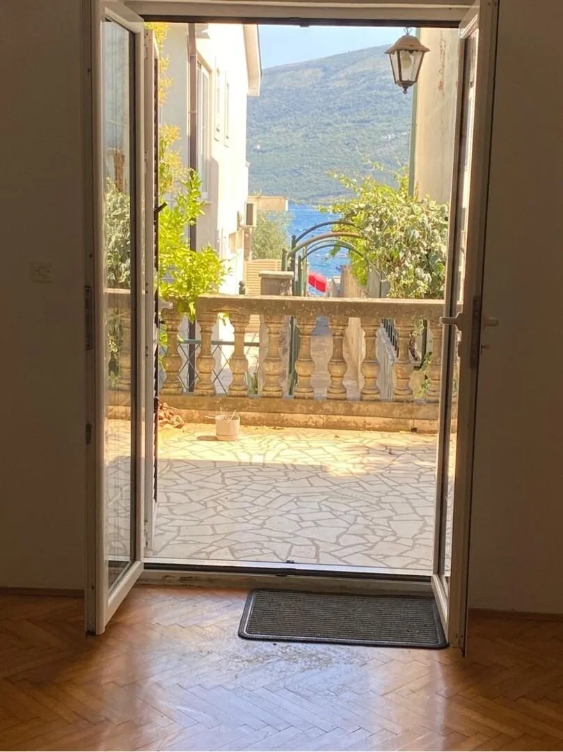 Prodaja, kuća, 96m², Đenovići, Herceg Novi
