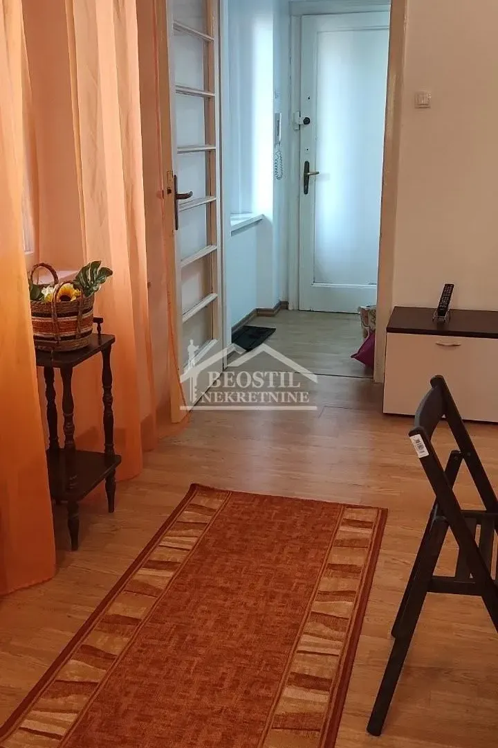 Rent, one bedroom apartment, 38m², Savski Venac, Beograd