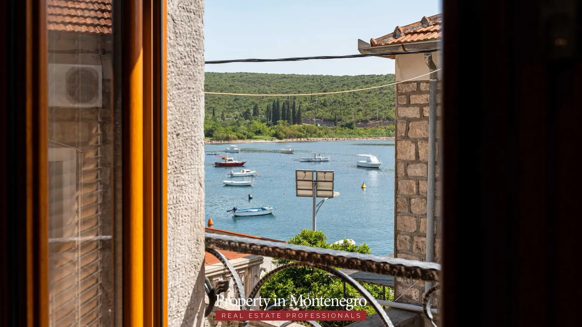 Sale, house, 266m², Kotor, Crna Gora