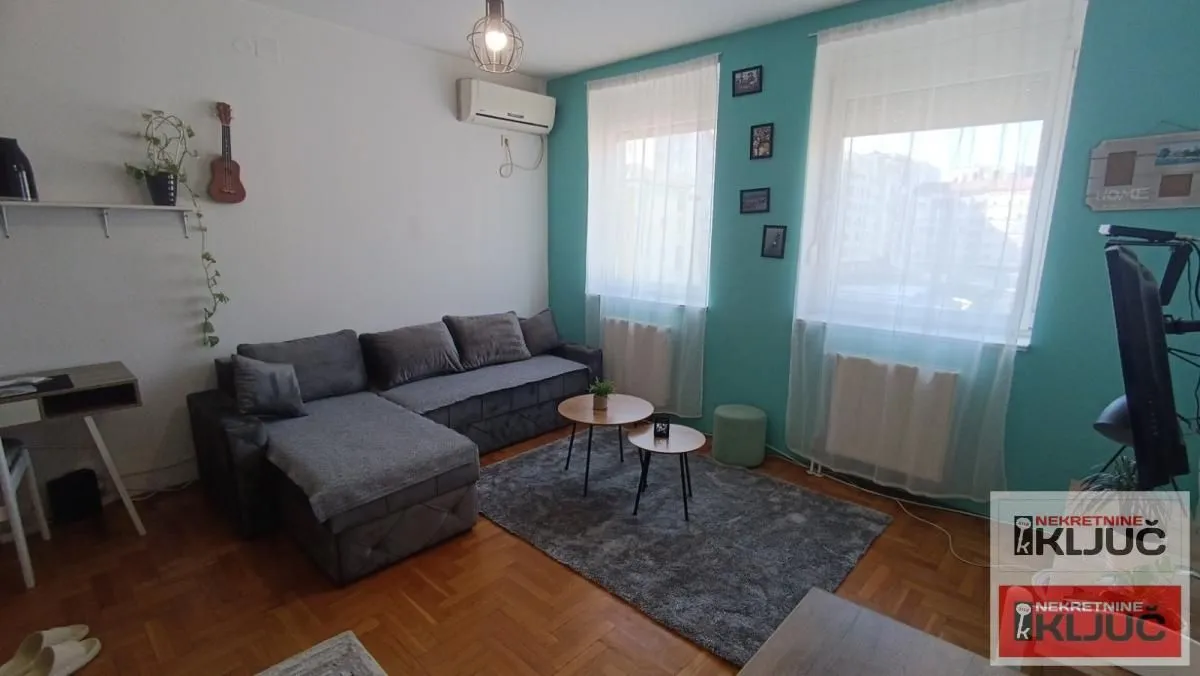 Izdavanje, garsonjera, 28m², Grbavica, Novi Sad Sve Podlokacije