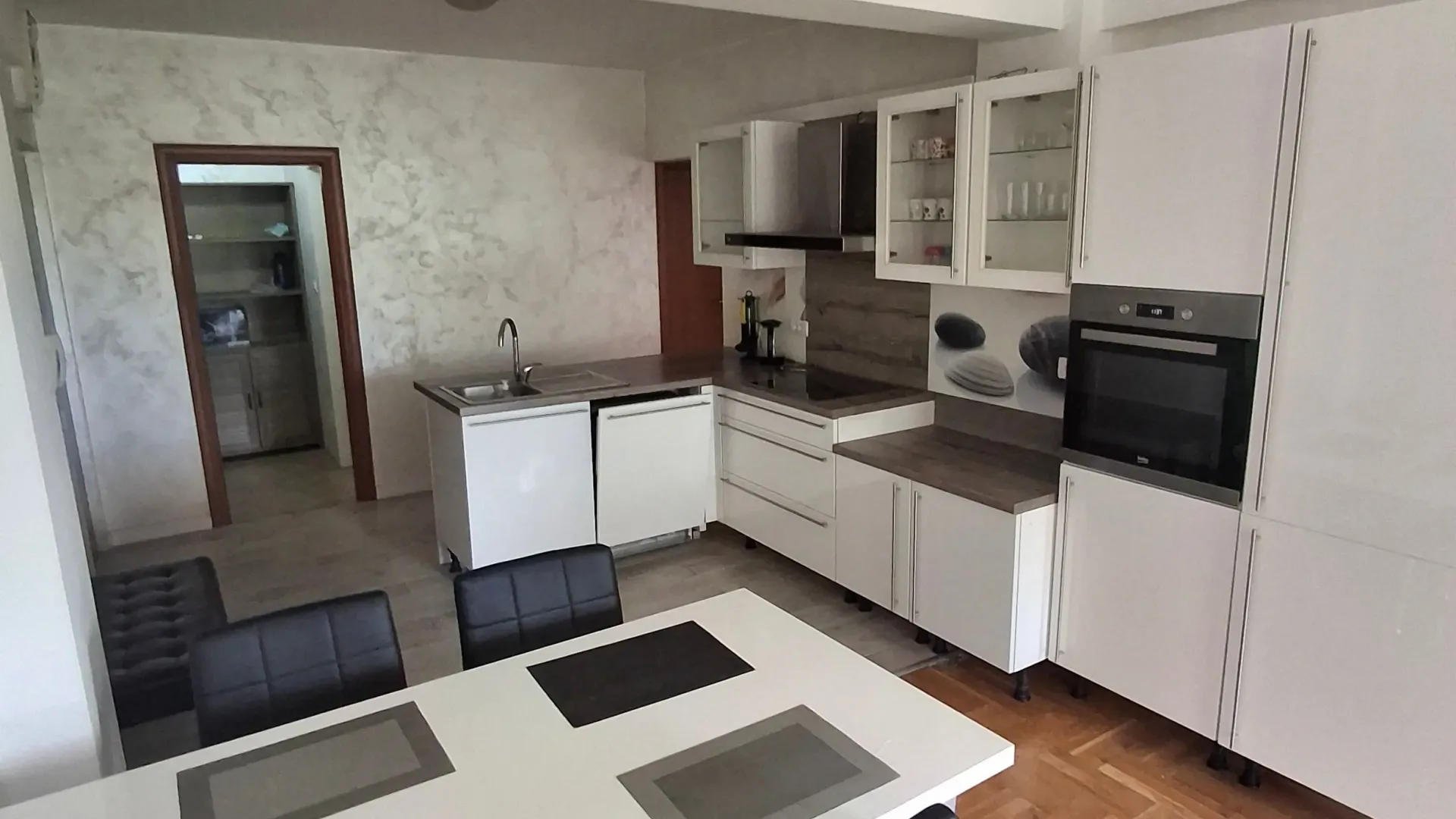 Rent, two bedroom apartment, 85m², Preko Morače, Podgorica