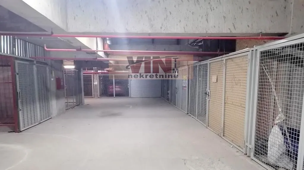 Prodaja, parking/garaža, 13m², Novi Beograd Blok 63, Novi Beograd Sve Podlokacije
