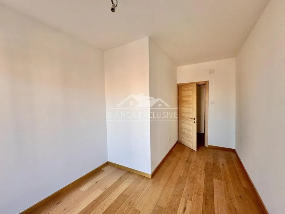 Sale, three bedroom apartment, 124m², Savski Venac, Beograd