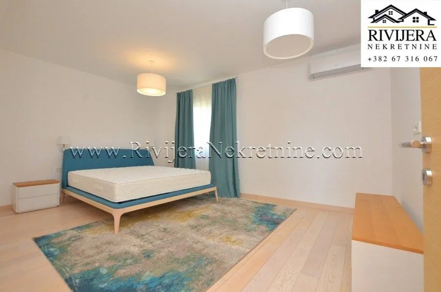 Prodaja, dvosoban stan, 85m², Igalo, Herceg Novi
