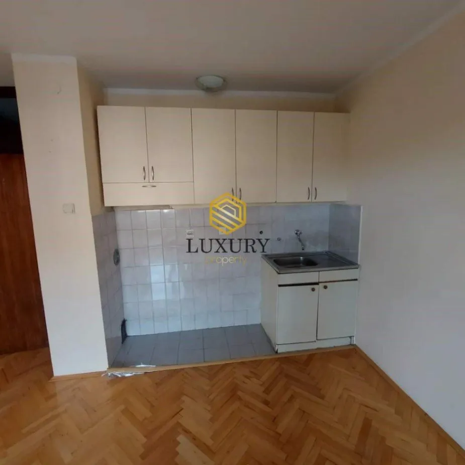 Prodaja, stan, 31m², Malo Brdo, Podgorica