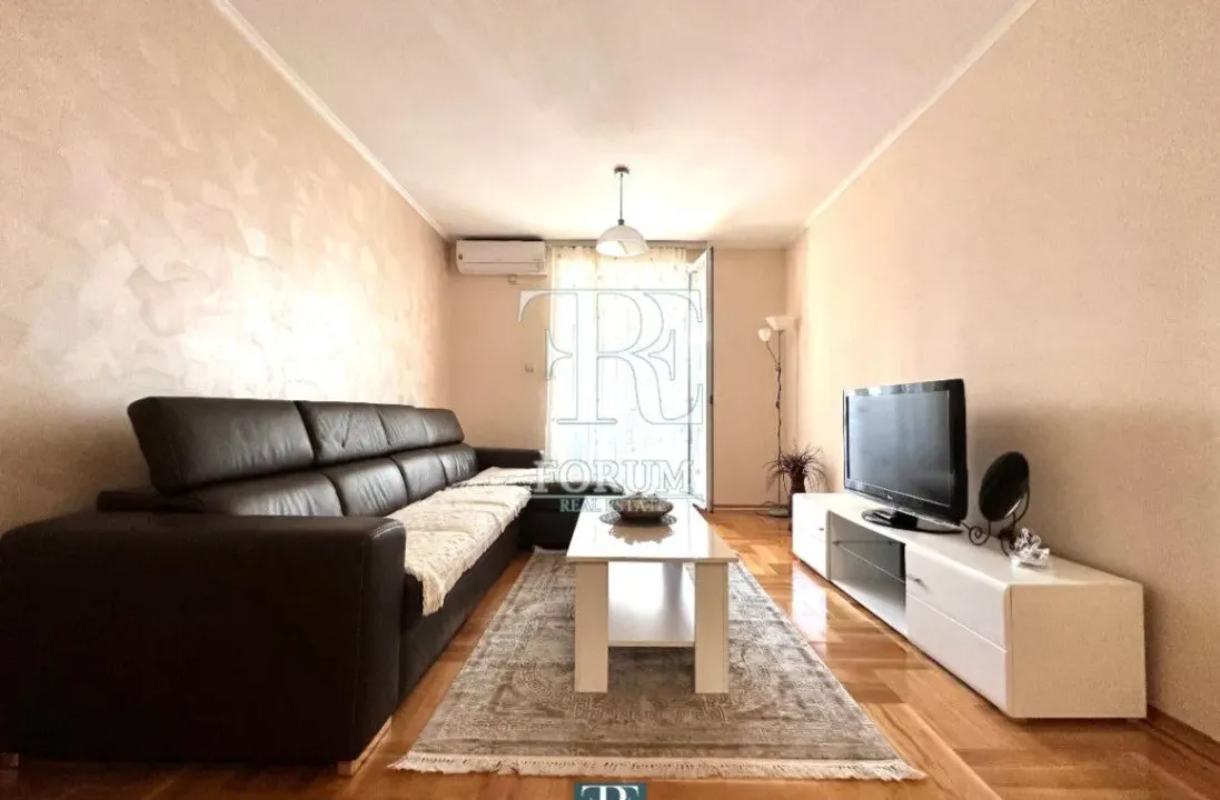 Izdavanje, dvosoban stan, 65m², Ljubović, Podgorica