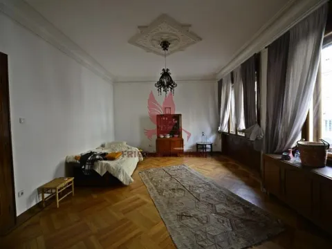 Sale, four bedroom apartment, 100m², Savski Venac, Beograd