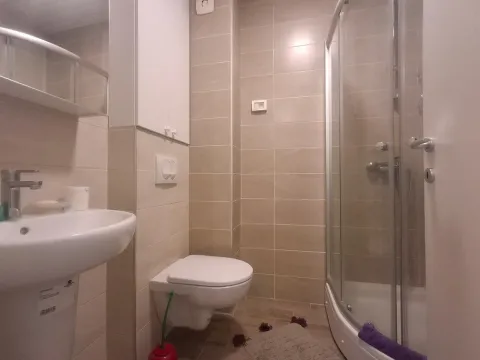 Izdavanje, stan, 43m², Zagorič, Podgorica - image 8